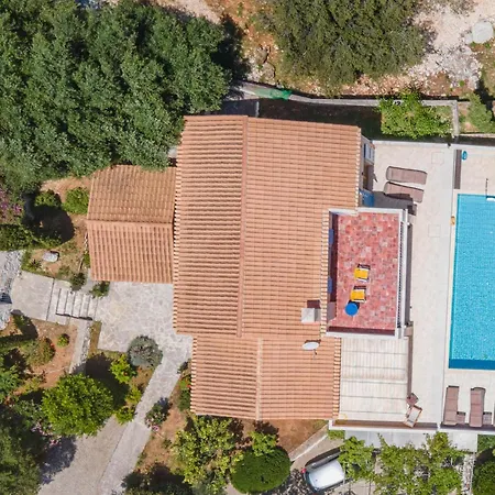 Apollo Up To 8px, Private Pool * פיסקרדו