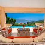 Apollo Up To 8px, Private Pool וילה