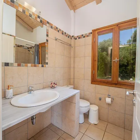 Apollo Up To 8px, Private Pool *