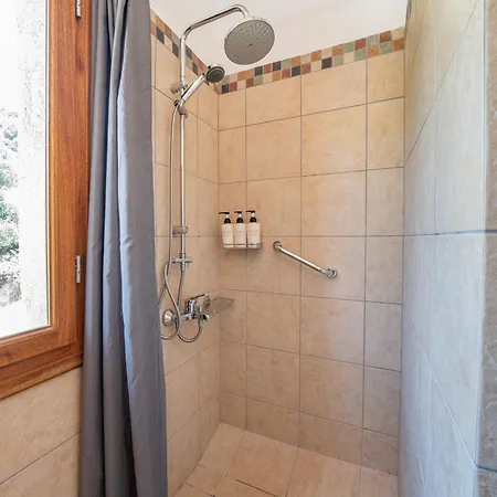 Apollo Up To 8px, Private Pool Villa Fiszkárdo