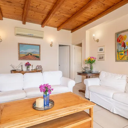 Apollo Up To 8px, Private Pool فيسكاردو