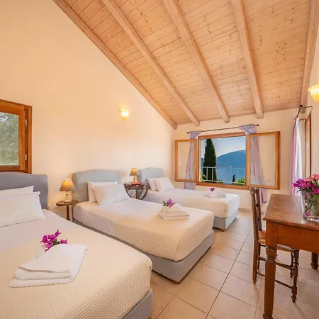 Apollo Up To 8px, Private Pool فيلة