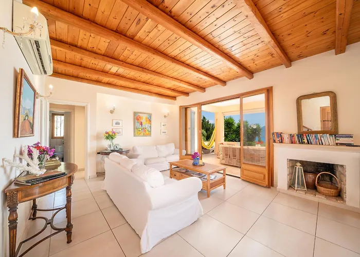 Apollo Up To 8px, Private Pool